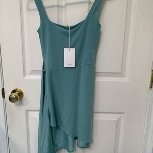 Aritzia Saturn Dress size XS